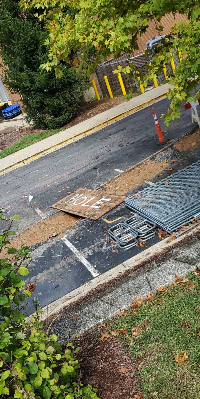 Someone Complained About Contractors Leaving A Hole Exposed Without Any Barriers. This Was Their Solution