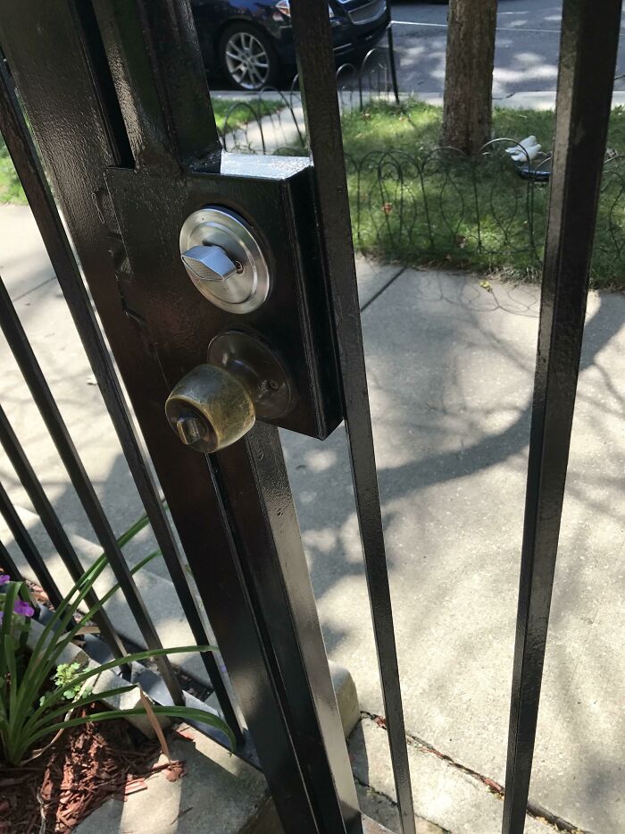 El propietario del Airbnb me dijo que me asegurara de cerrar la puerta principal