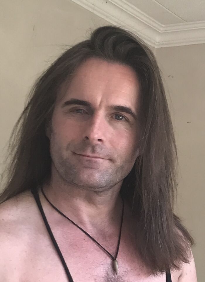 Here’s My Very Fabio Hair. Lol. A Rare Thing Not To Be A Rats Nest