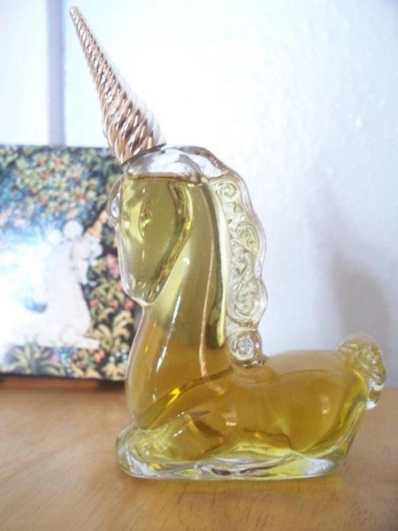 Avon-Sweet-Honesty-Unicorn-62c196558c735.jpg