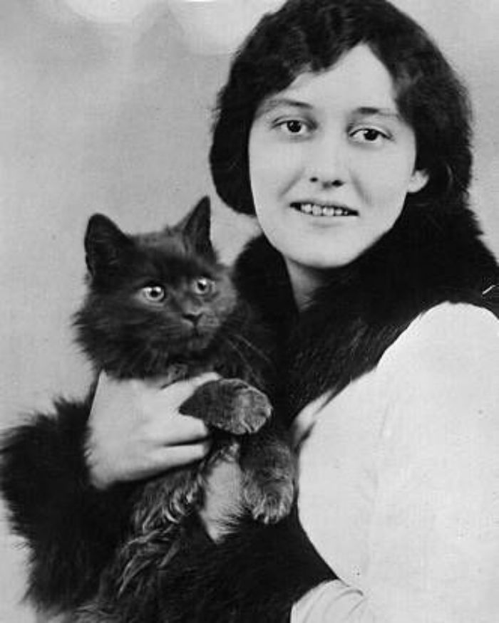 English Socialite, Actress And Writer, 1930