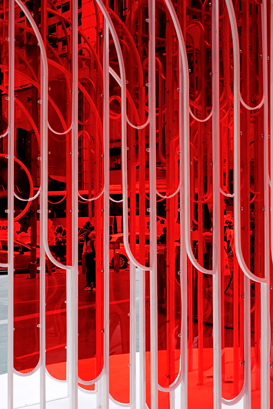 "Crimson Cloud": Red Transparent Plexiglass Art Installation (12 Pics)