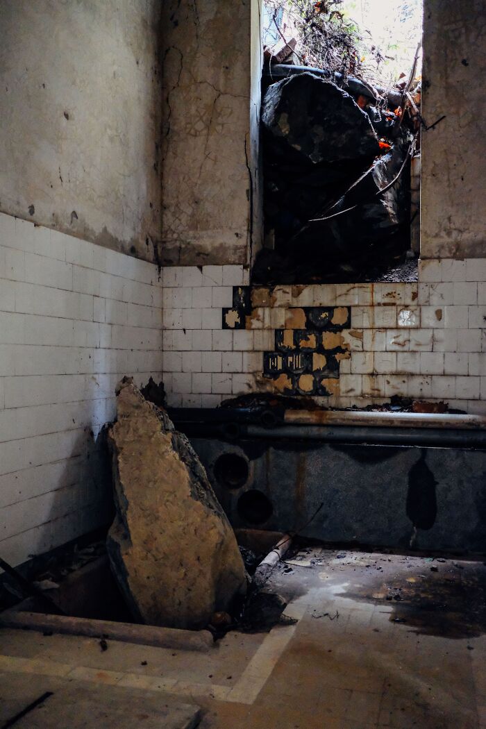 Herculaneproject - Mission Impossible? Help Us Save An Architectural Jewel, The Neptune Baths (8 Pics)