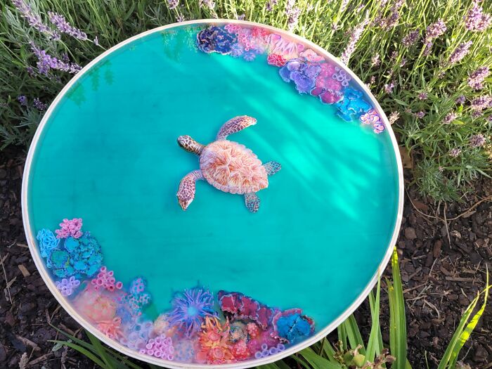 I Create Coffee Tables With Sculpted And Finely Painted Marine Creatures And Corals (13 Pics)