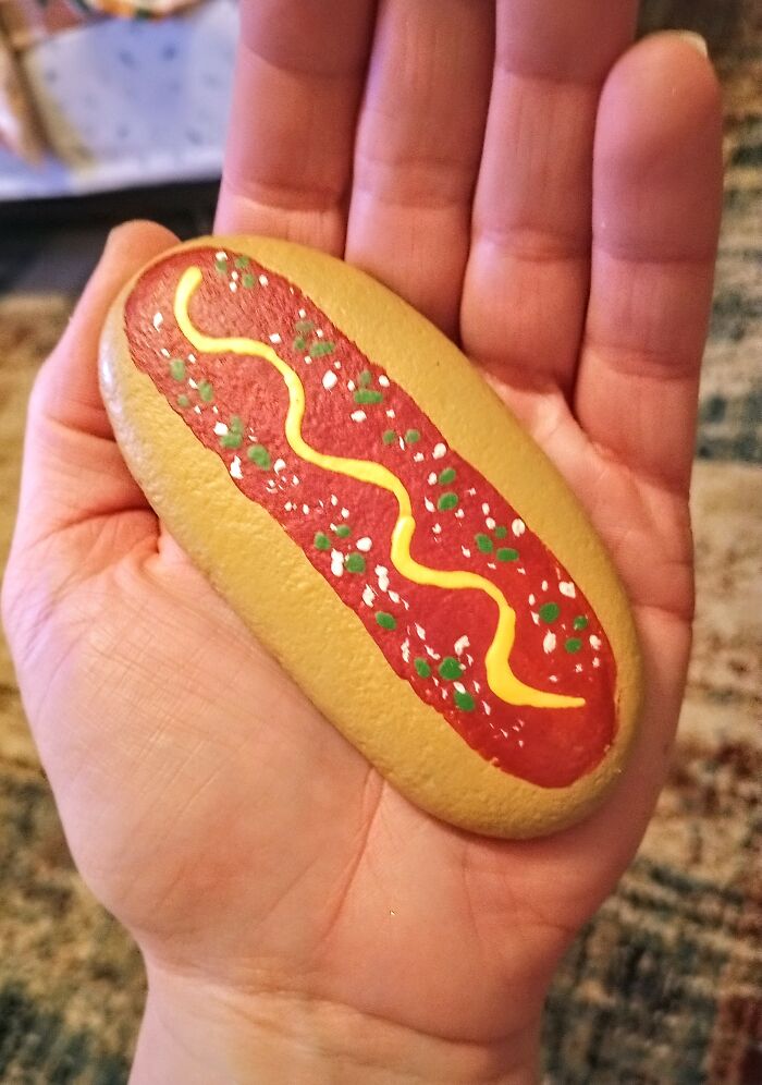 Just Found My (Lost) Hotdog Rock When I Moved To Arizona Recently ◉‿◉