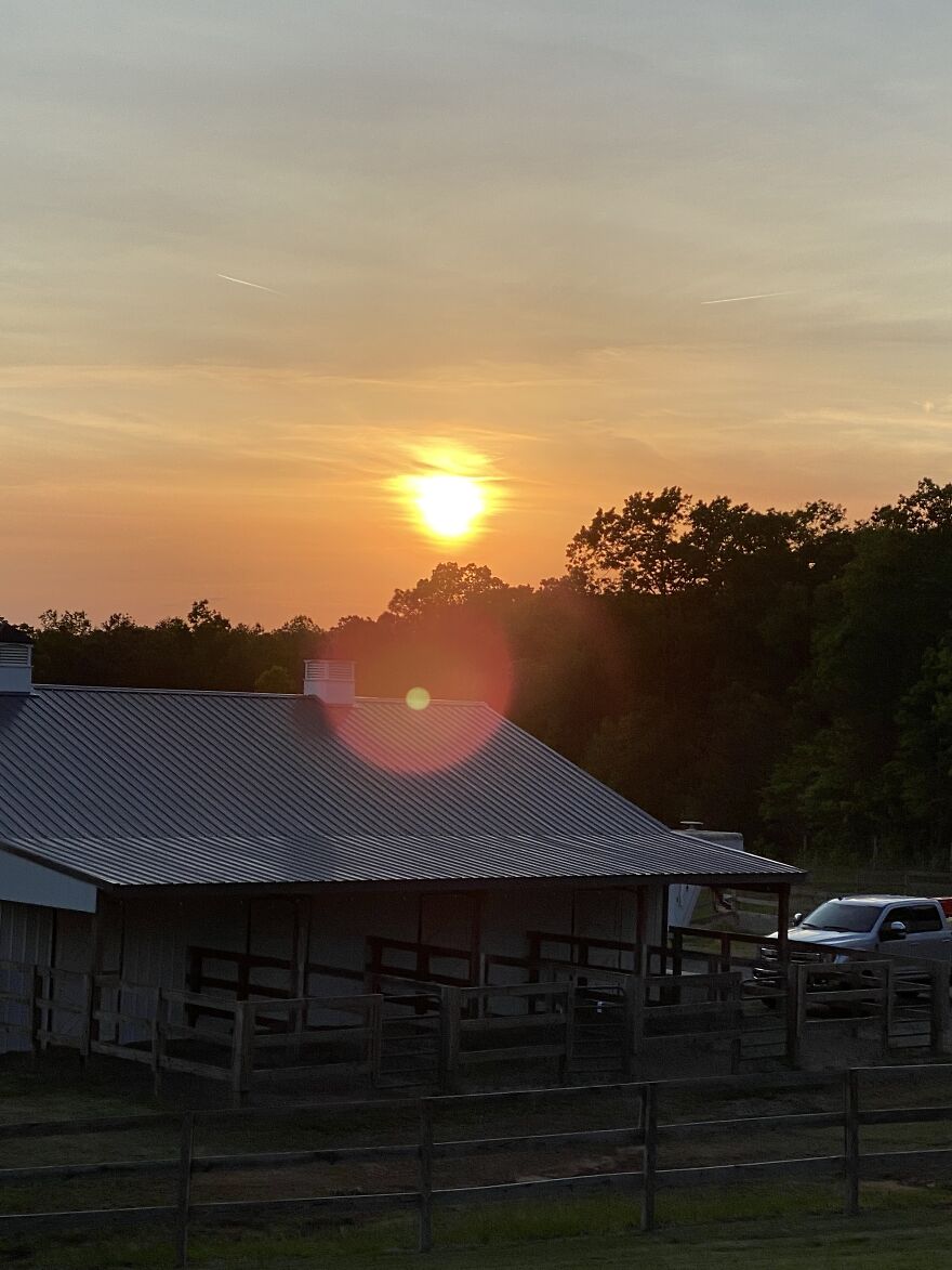 Sunset Mccalla, Alabama