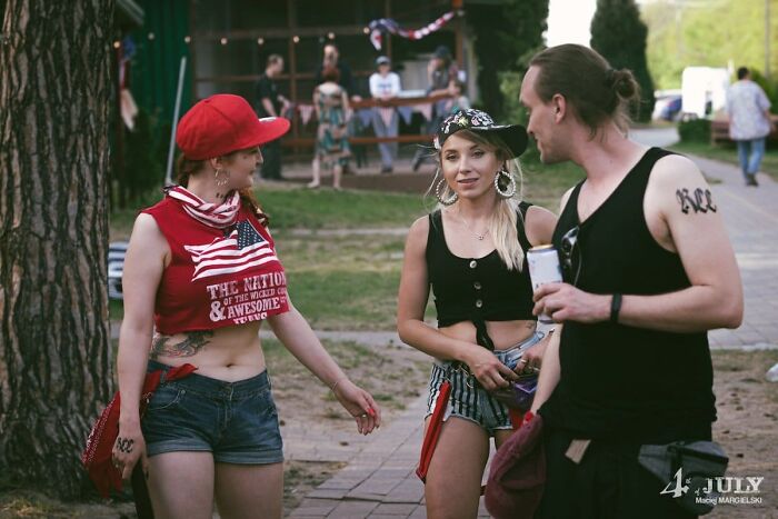 Poland Holds An Event On 4th Of July Where Everyone Pretends To Be American From Ohio