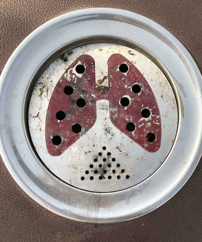 An Ashtray In Dubai