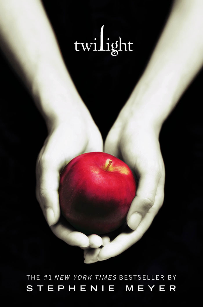 Book cover of Twilight by Stephenie Meyer