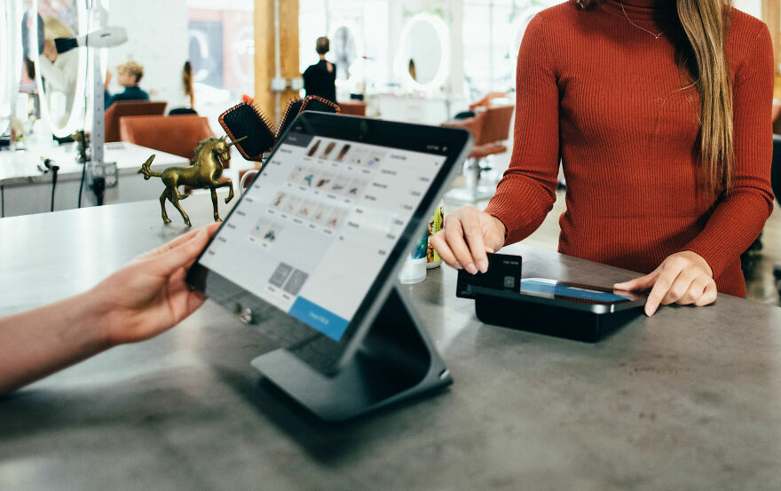 Person Asked For People's Most Memorable Rude Customer Stories, And 30 People From Our Community Responded