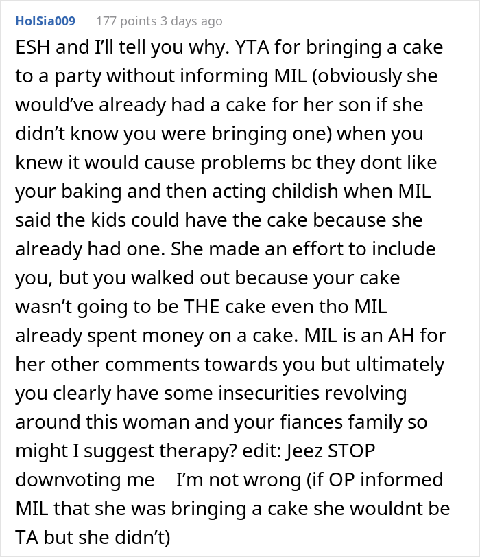 Woman Asks Folks Online If She’s A Jerk For Taking The Cake She Baked For Her Fiance And Leaving His B-Day Party After His Mom Stole Her Thunder Woman Asks Folks Online If She’s A Jerk For Taking The Cake She Baked For Her Fiance And Leaving His B-Day Party After His Mom Stole Her Thunder