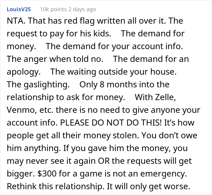 Woman Refuses To Let Her Boyfriend Have Her Bank Account Info To Buy His Son A Present, Relationship Drama Ensues