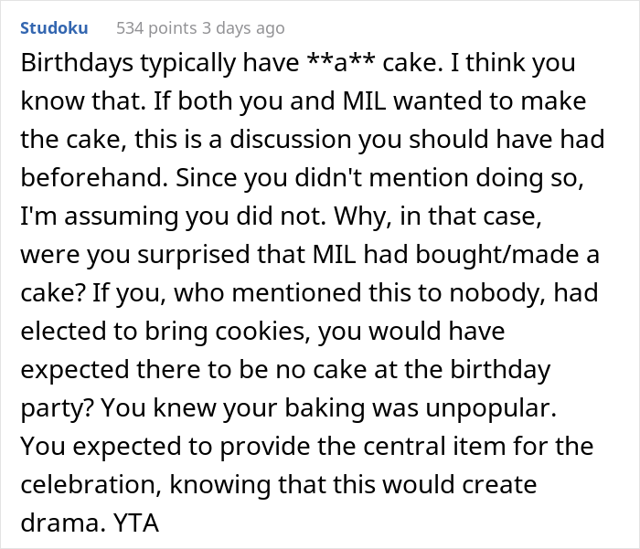 Woman Asks Folks Online If She’s A Jerk For Taking The Cake She Baked For Her Fiance And Leaving His B-Day Party After His Mom Stole Her Thunder