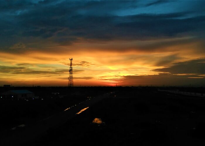 Hey Pandas, Show Me Your Favorite Pictures Of The Sunrise Or Sunset