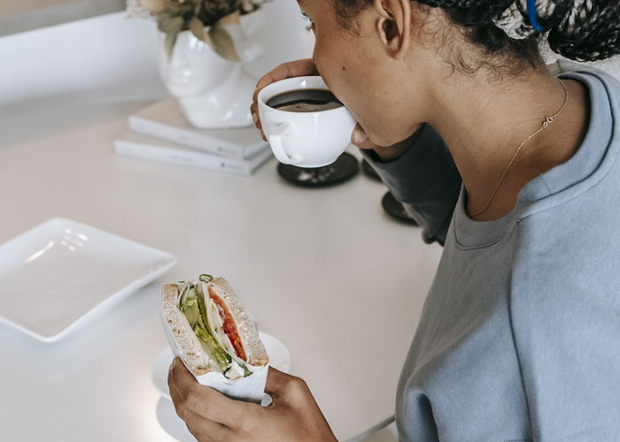 "I Just Quit My Job Of 3 Years Over A Sandwich. And I Don't Regret It": Woman Finally Quits After Being Tired, Overworked And Hungry