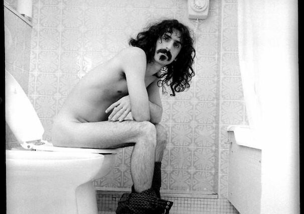 frank-zappa-1967-london-1-62bedca21f40d.jpg
