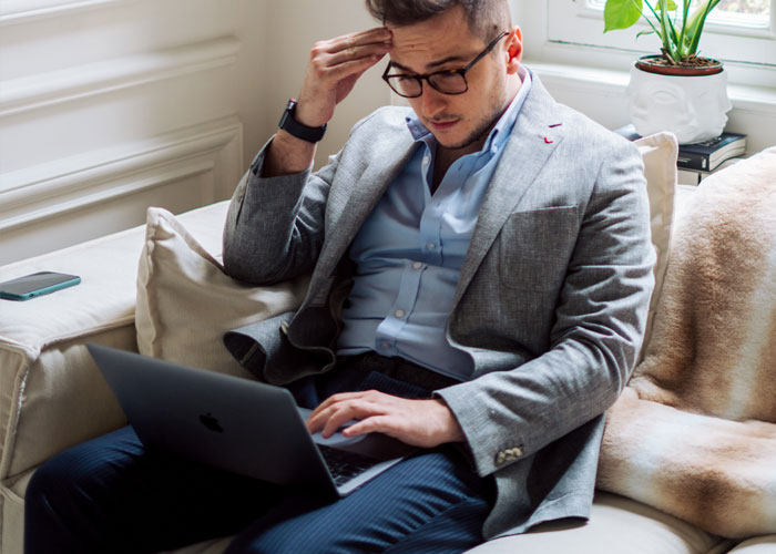 Guy Thinks He Can Get Away With Scamming Someone Without Consequences, Gets A Taste Of His Own Medicine Guy Thinks He Can Get Away With Scamming Someone Without Consequences, Gets A Taste Of His Own Medicine