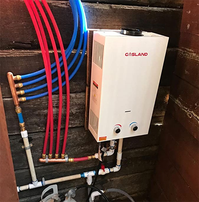 Guy Thinks He Can Get Away With Scamming Someone Without Consequences, Gets A Taste Of His Own Medicine Guy Thinks He Can Get Away With Scamming Someone Without Consequences, Gets A Taste Of His Own Medicine