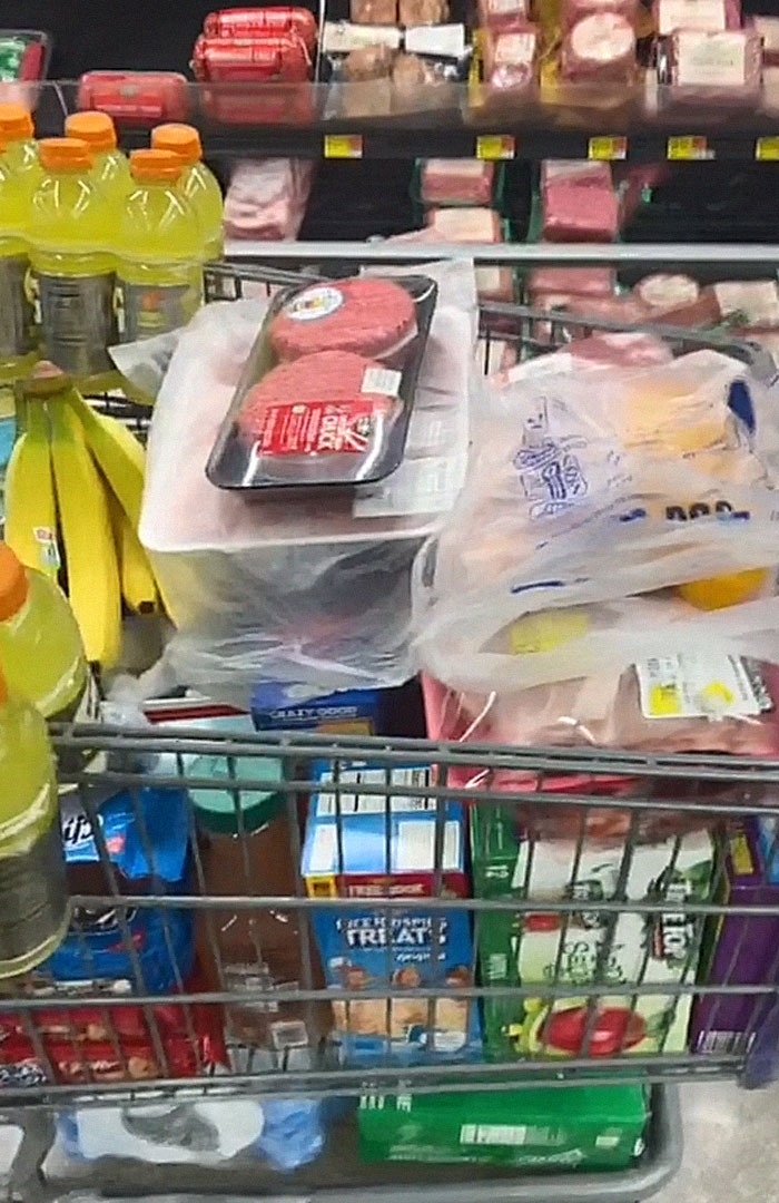 “I Accepted A No Tip Order”: Driver Sparks Debate After Sharing How She Accidentally Accepted A “No Tip” Order “I Accepted A No Tip Order”: Driver Sparks Debate After Sharing How She Accidentally Accepted A “No Tip” Order