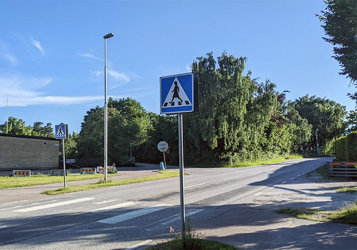 Female Crossing Sign Spotted In Southern Sweden (Skåne)