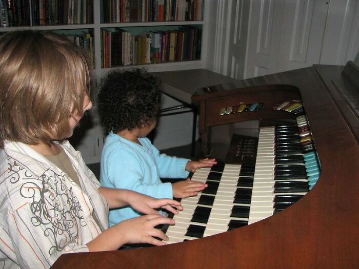 Mom Says Parents Should Let Their Kids Do Things That Mean A Lot To Them Even If They Don't Seem Like A Big Deal, 20 Parents Respond Mom Says Parents Should Let Their Kids Do Things That Mean A Lot To Them Even If They Don't Seem Like A Big Deal, 20 Parents Respond