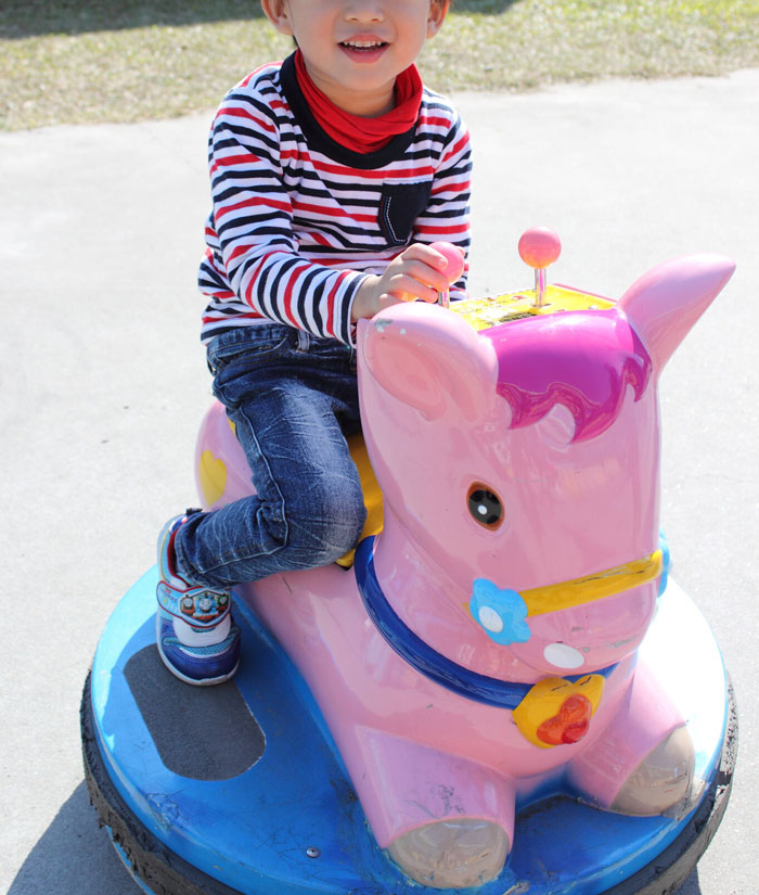 Mom Says Parents Should Let Their Kids Do Things That Mean A Lot To Them Even If They Don't Seem Like A Big Deal, 20 Parents Respond Mom Says Parents Should Let Their Kids Do Things That Mean A Lot To Them Even If They Don't Seem Like A Big Deal, 20 Parents Respond