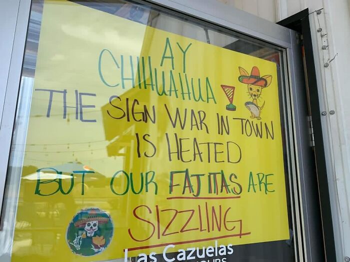 Hilarious Billboard War Between McDonald’s And Dairy Queen In Missouri Is Getting Serious Hilarious Billboard War Between McDonald’s And Dairy Queen In Missouri Is Getting Serious