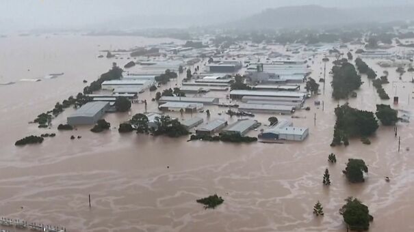 oz-floods-2-62c70d449a7b8.jpg