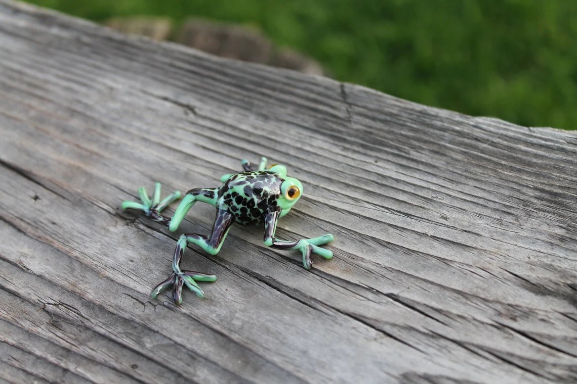 I Make Glass Figures And I Am Sharing With You A Selection Of Lampworked Toads (9 Pics)