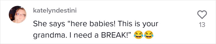 Proud Raccoon Momma Brings Her 4 Kids To Meet The Lady That’d Been Feeding Her Proud Raccoon Momma Brings Her 4 Kids To Meet The Lady That’d Been Feeding Her