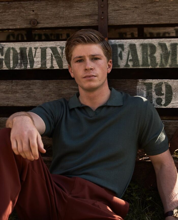 Robert Irwin's Photoshoot With Stellar Magazine Is Creating Quite A Buzz On The Internet Robert Irwin's Photoshoot With Stellar Magazine Is Creating Quite A Buzz On The Internet