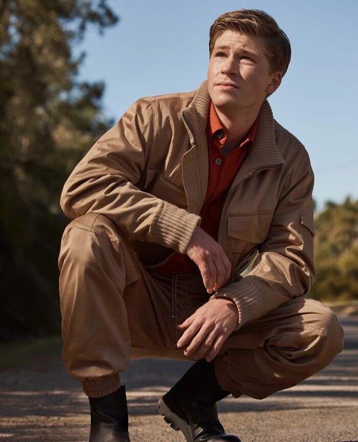 Robert Irwin's Photoshoot With Stellar Magazine Is Creating Quite A Buzz On The Internet Robert Irwin's Photoshoot With Stellar Magazine Is Creating Quite A Buzz On The Internet