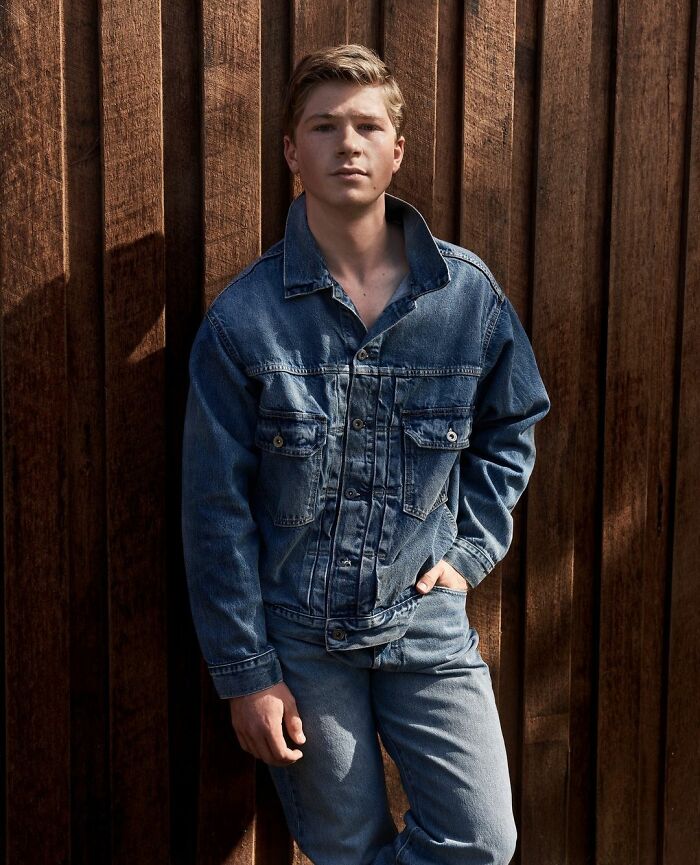 Robert Irwin's Photoshoot With Stellar Magazine Is Creating Quite A Buzz On The Internet Robert Irwin's Photoshoot With Stellar Magazine Is Creating Quite A Buzz On The Internet