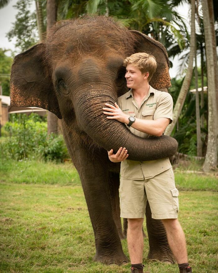 Robert Irwin's Photoshoot With Stellar Magazine Is Creating Quite A Buzz On The Internet Robert Irwin's Photoshoot With Stellar Magazine Is Creating Quite A Buzz On The Internet