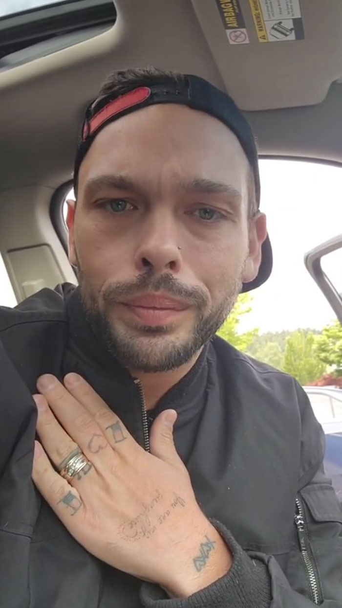 Dad Finds Out His Son’s School Was Giving Him Antidepressants For Months Without Ever Telling Him Dad Finds Out His Son’s School Was Giving Him Antidepressants For Months Without Ever Telling Him