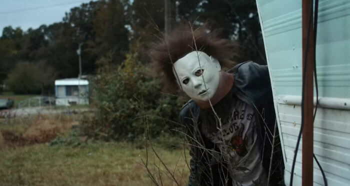 In Stranger Things Season 4, Episode 8 - Eddie Wearing A Michael Myers Mask. This Isn
