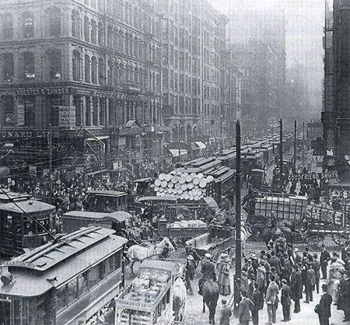 Rush Hour, New York City, 1909