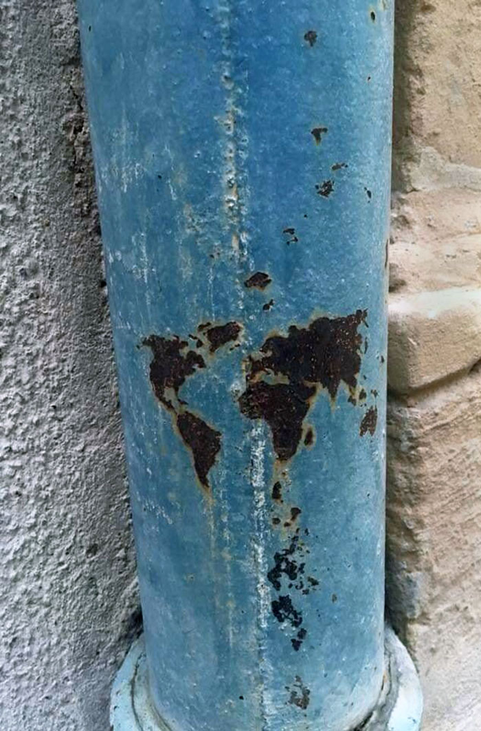The Post Paint Chipped Into The Map