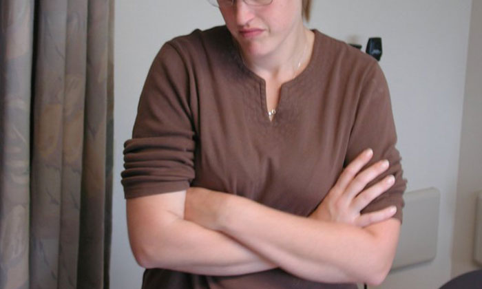 "She Got Visibly Angry And Asked If My Husband Was As Big Of A Jerk As I Was": Woman Told New Neighbor She Doesn't Want To be Friends "She Got Visibly Angry And Asked If My Husband Was As Big Of A Jerk As I Was": Woman Told New Neighbor She Doesn't Want To be Friends