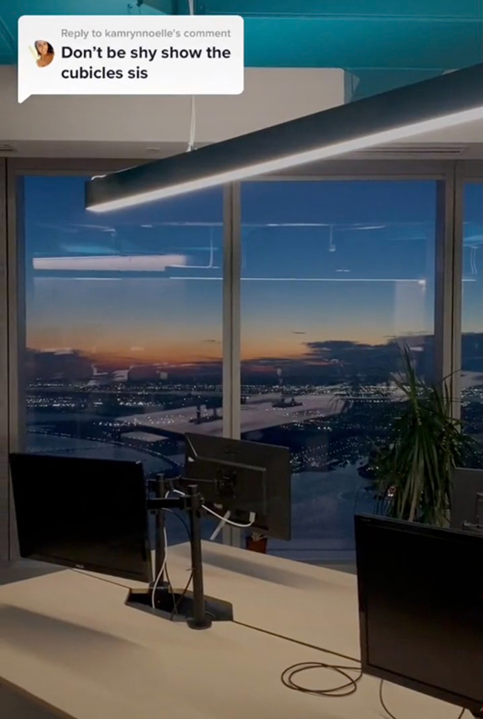 "It’s A Trick To Keep You At Work 24/7": Worker Tries To Flex With 'Cool Perks' Her Tech Company Provides, Doesn't Get Jealous Response She Expected "It’s A Trick To Keep You At Work 24/7": Worker Tries To Flex With 'Cool Perks' Her Tech Company Provides, Doesn't Get Jealous Response She Expected