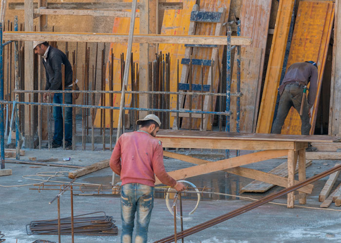 Longtime Worker Gets Fired For Being Late For The First Time Ever, So His Colleagues Let The Boss Know They're Not Disposable Longtime Worker Gets Fired For Being Late For The First Time Ever, So His Colleagues Let The Boss Know They're Not Disposable