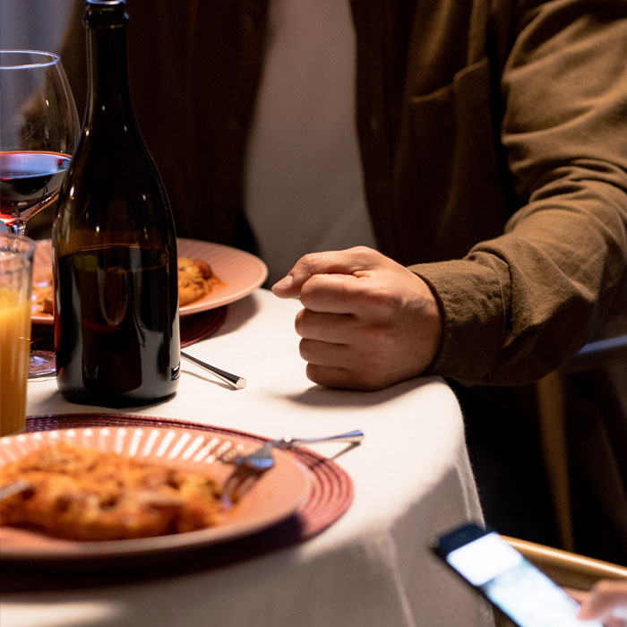 "My Son And Husband Always Turn Up Their Noses At Meat Alternatives": Woman Serves Fake Meat To See If They Actually Hate It "My Son And Husband Always Turn Up Their Noses At Meat Alternatives": Woman Serves Fake Meat To See If They Actually Hate It