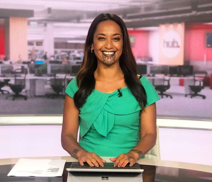 New Zealand Newscaster Claps Back At Man Constantly Complaining To Her News Station About Her Māori Face Tattoo New Zealand Newscaster Claps Back At Man Constantly Complaining To Her News Station About Her Māori Face Tattoo