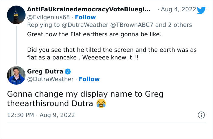 Weatherman Stunned To Discover His TV Is A Touch Screen, And The Internet Can’t Get Enough Weatherman Stunned To Discover His TV Is A Touch Screen, And The Internet Can’t Get Enough