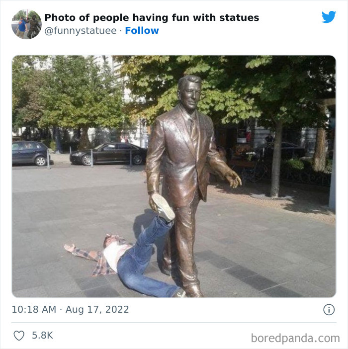 People-Having-Fun-With-Statues