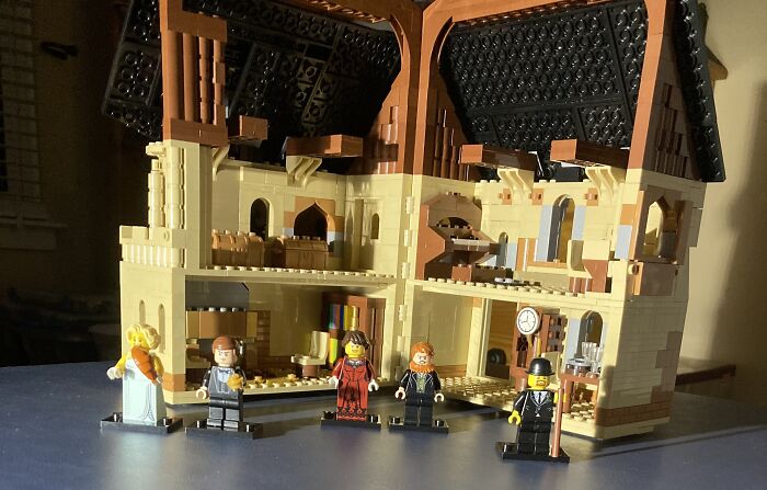 A Doll House That Can Open And Close Complete With Specific Characters Based On “A Doll’a House” By Henrik Ibsen. I Completed It In 2 Days For A School Project Due 2 Weeks Later.