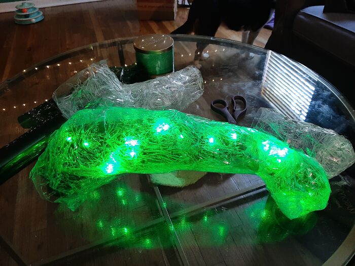 I'm Working On A Cosplay Of Amber From Ethersea. She Has A An Extra Set Of Green Spectral Arms She Can Summon In A Fight.