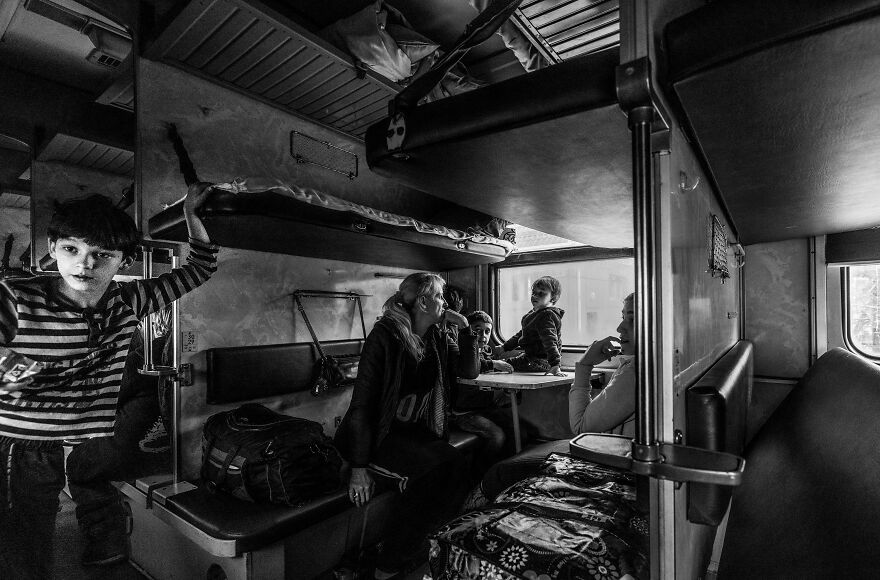 "On The Train" © Svet Jacqueline Goldmeier (United States)