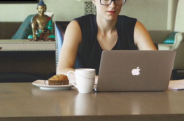 Man Has A Missing Order And The Customer Service Team Is Being Unhelpful, So He Contacts Every Director Man Has A Missing Order And The Customer Service Team Is Being Unhelpful, So He Contacts Every Director