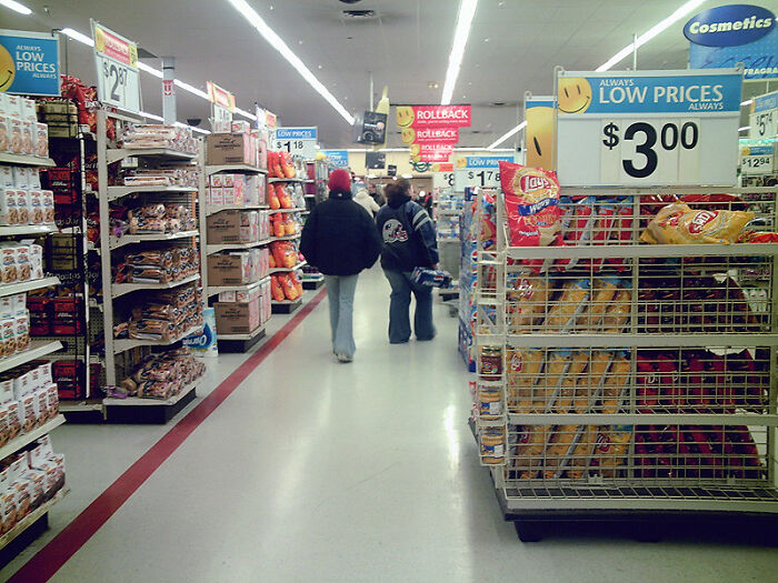 19 Of The Worst Things Walmart Employees Have Ever Witnessed, As Shared